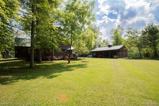5104 Ravenswood Road, Kimball, MI 48074