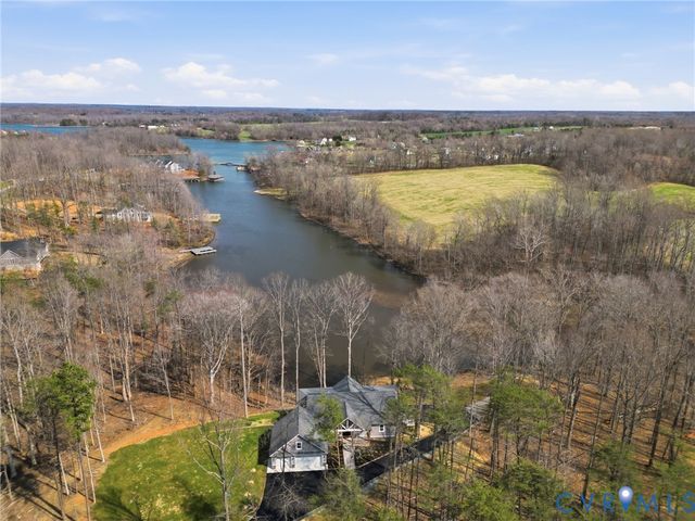 1691 Buckners Ln, Mineral, VA 23117