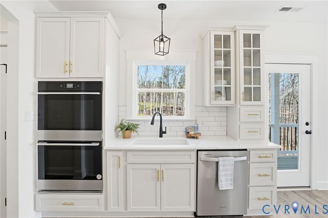 1691 Buckners Ln, Mineral, VA 23117