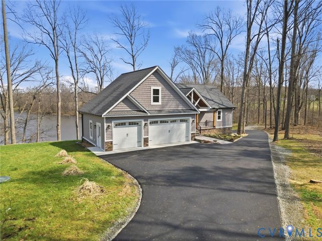 1691 Buckners Ln, Mineral, VA 23117