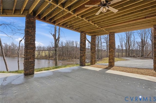 1691 Buckners Ln, Mineral, VA 23117