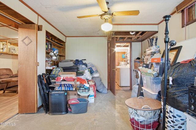 926 East Mountain View Road, Johnson City, TN 37601