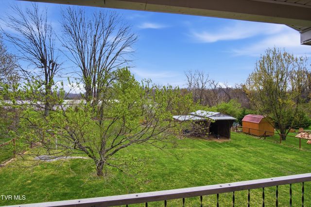 926 East Mountain View Road, Johnson City, TN 37601