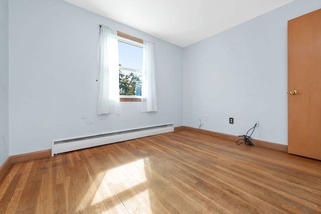 195 Temple Road, Waltham, MA 02452