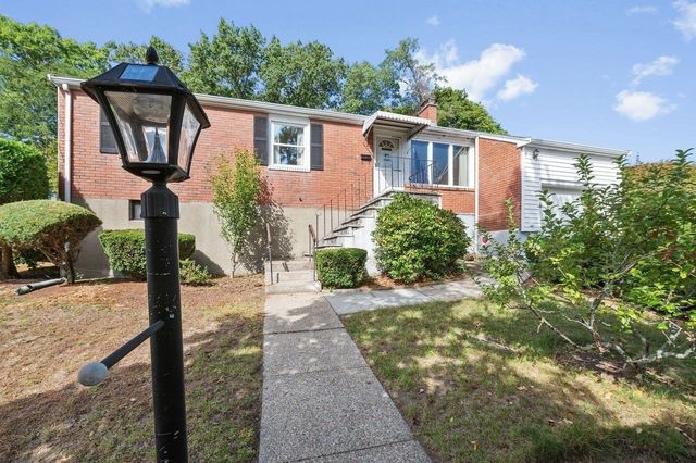 195 Temple Road, Waltham, MA 02452