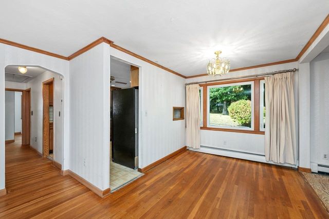 195 Temple Road, Waltham, MA 02452