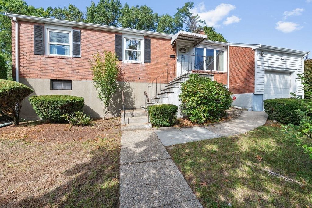 195 Temple Road, Waltham, MA 02452