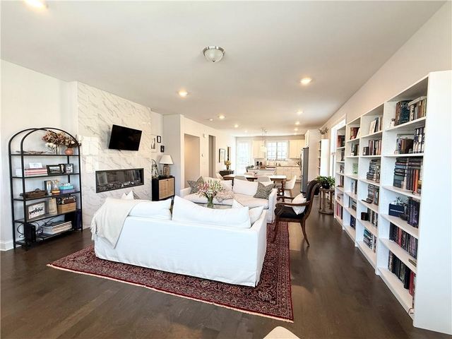 2520 Great Silver Fir Alley, Atlanta, GA 30360
