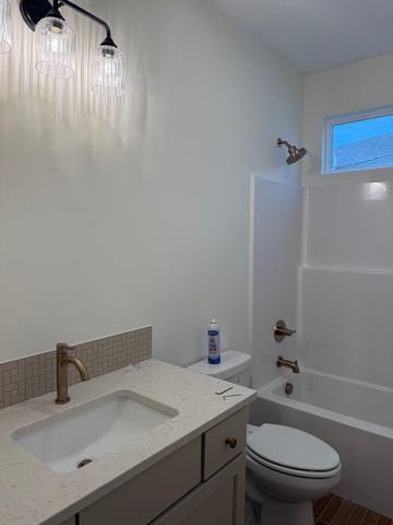 2813 N Bracken St, Wichita, KS 67226