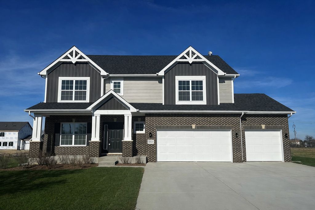 25935 W Ravine Woods Drive, Channahon, IL 60410