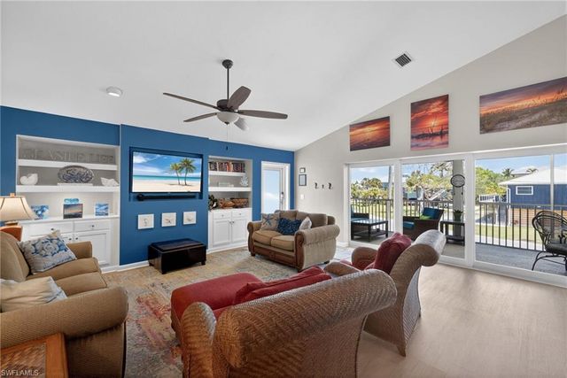 5612 Easy ST, Fort Myers Beach, FL 33931