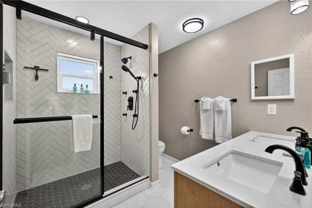 5612 Easy ST, Fort Myers Beach, FL 33931