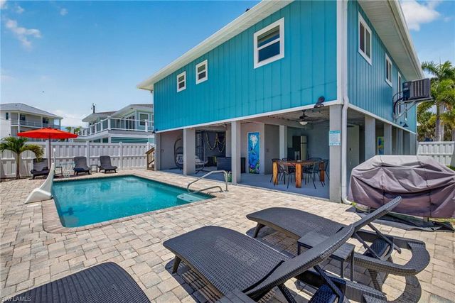5612 Easy ST, Fort Myers Beach, FL 33931