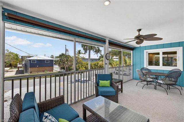 5612 Easy ST, Fort Myers Beach, FL 33931