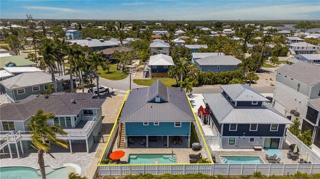 5612 Easy ST, Fort Myers Beach, FL 33931