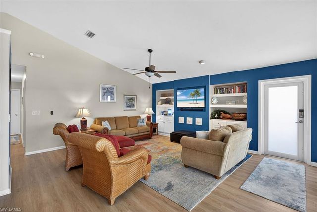 5612 Easy ST, Fort Myers Beach, FL 33931