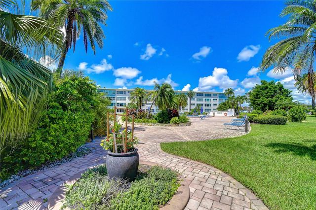 300 64TH AVENUE 322, St Pete Beach, FL 33706