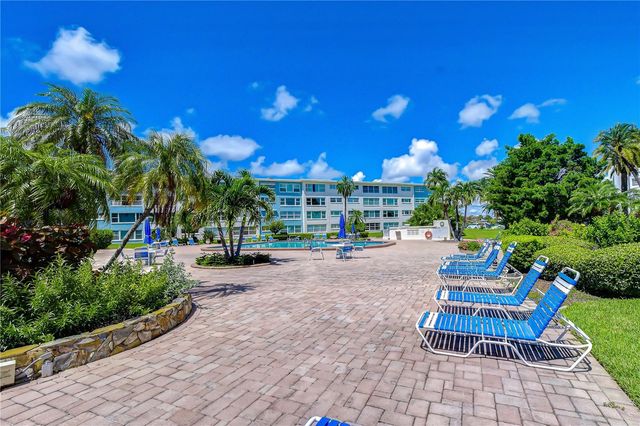 300 64TH AVENUE 322, St Pete Beach, FL 33706