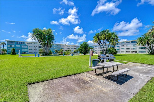 300 64TH AVENUE 322, St Pete Beach, FL 33706