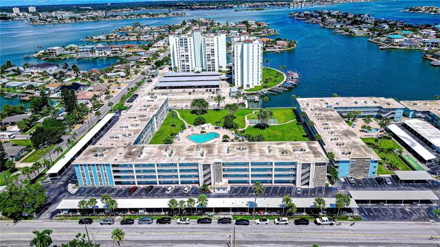 300 64TH AVENUE 322, St Pete Beach, FL 33706