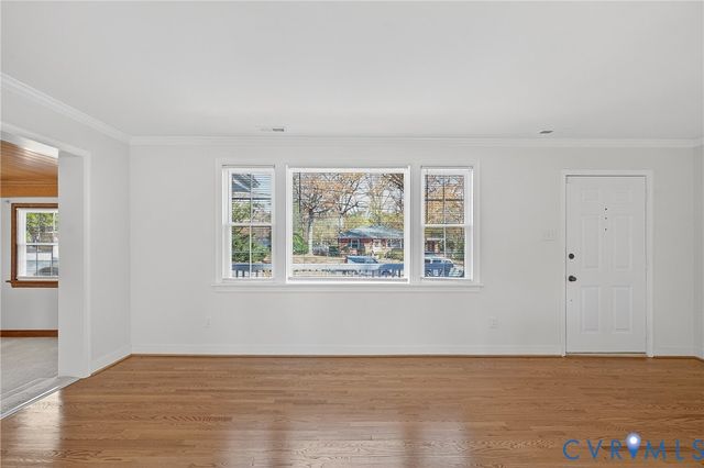 5631 Swan Dr, North Chesterfield, VA 23234