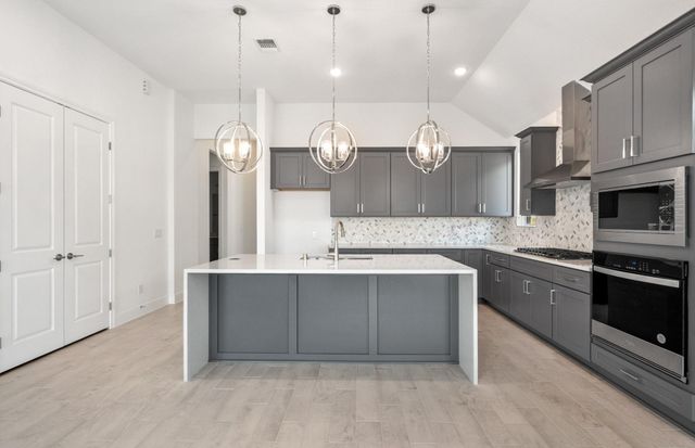 6206 Lush Pasture Lane, Manvel, TX 77578