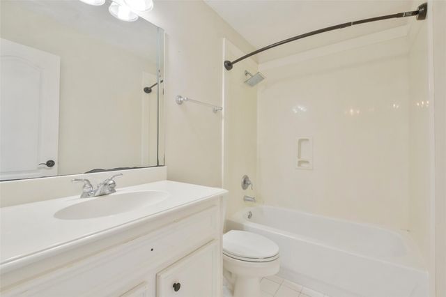 8114 Hideaway Lake Circle, Spring, TX 77389