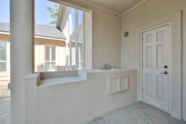 8114 Hideaway Lake Circle, Spring, TX 77389