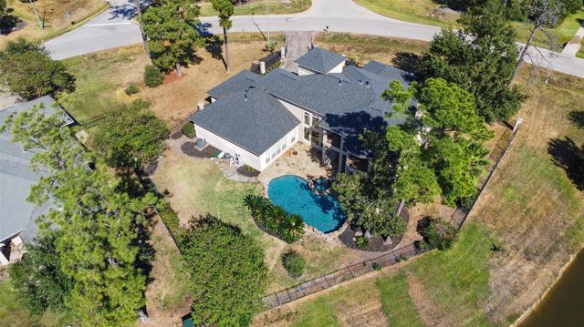 8114 Hideaway Lake Circle, Spring, TX 77389