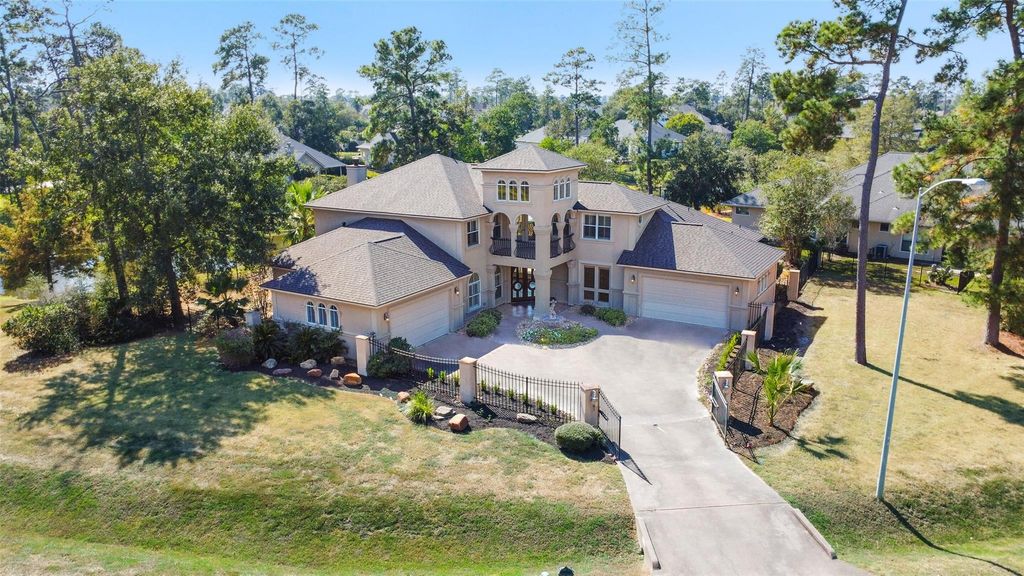 8114 Hideaway Lake Circle, Spring, TX 77389