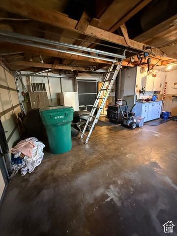 220 GLEN PL, Layton, UT 84041