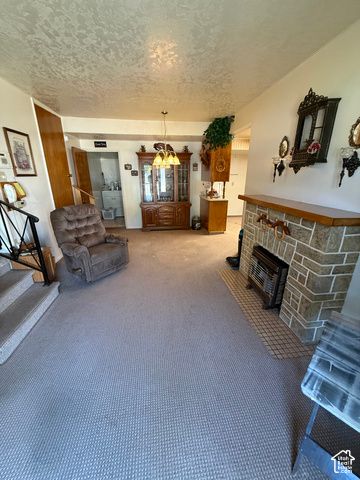 220 GLEN PL, Layton, UT 84041