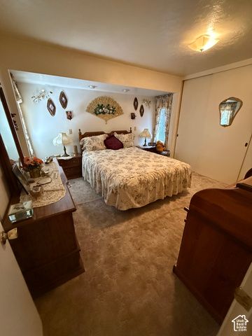 220 GLEN PL, Layton, UT 84041