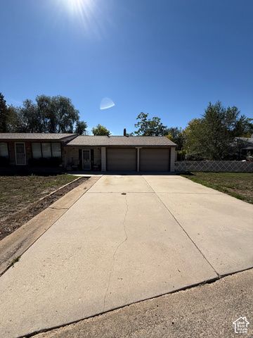 220 GLEN PL, Layton, UT 84041
