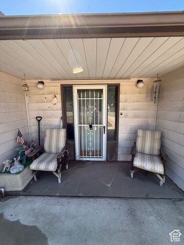 220 GLEN PL, Layton, UT 84041