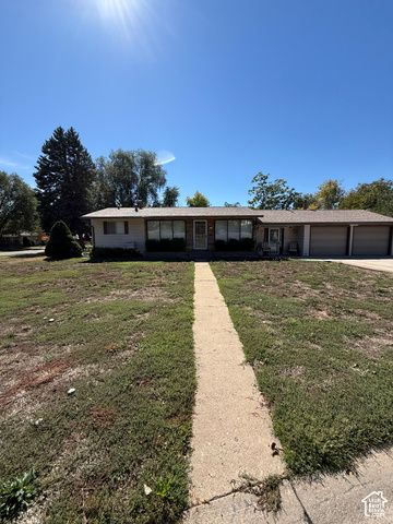 220 GLEN PL, Layton, UT 84041