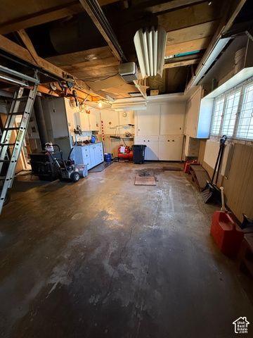 220 GLEN PL, Layton, UT 84041