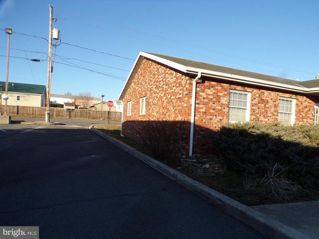 604 W INDUSTRIAL BLVD, Cumberland, MD 21502