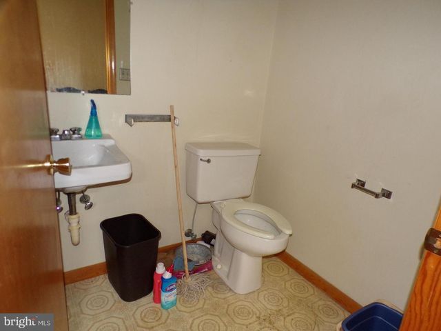 604 W INDUSTRIAL BLVD, Cumberland, MD 21502