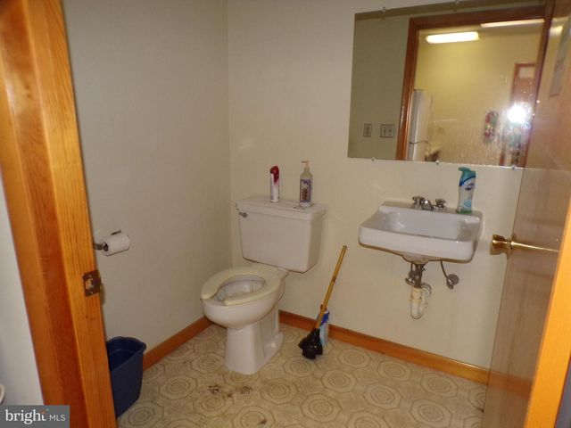 604 W INDUSTRIAL BLVD, Cumberland, MD 21502