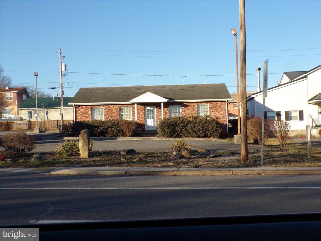 604 W INDUSTRIAL BLVD, Cumberland, MD 21502