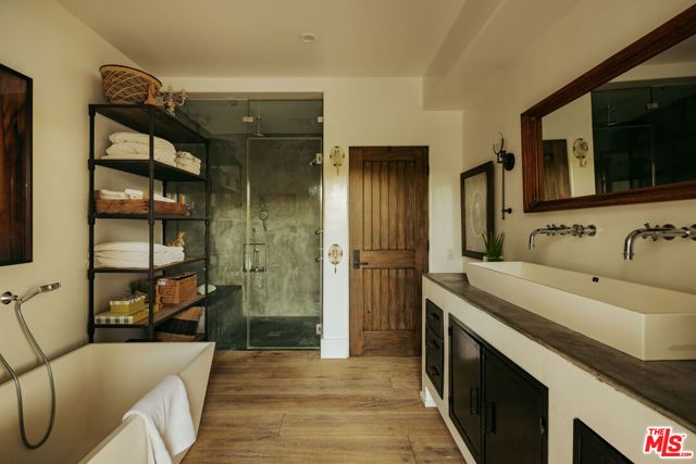 27860 Winding Way, Malibu, CA 90265