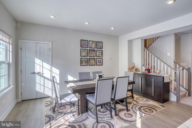 2121 RIVERS DR, Newark, DE 19702