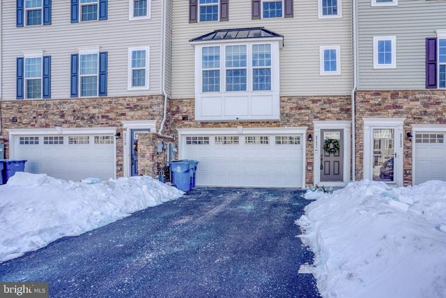 2121 RIVERS DR, Newark, DE 19702