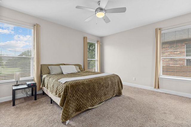 900 Crown Anchor BND, Georgetown, TX 78633