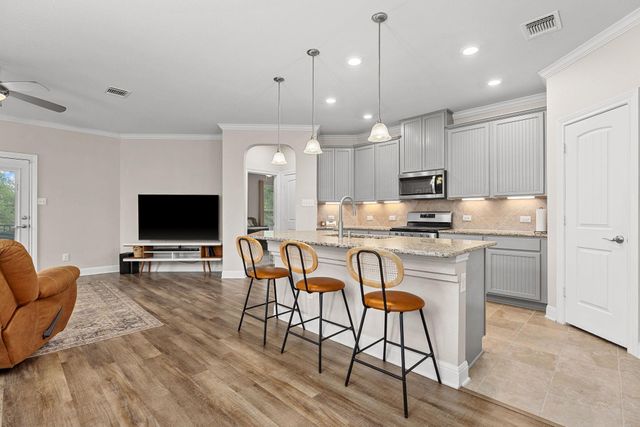 900 Crown Anchor BND, Georgetown, TX 78633