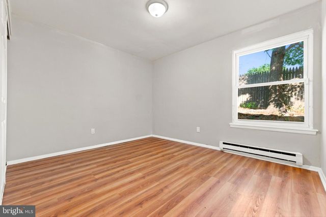 123 LEXINGTON BLVD, Barnegat, NJ 08005