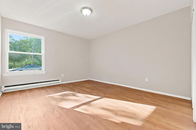 123 LEXINGTON BLVD, Barnegat, NJ 08005