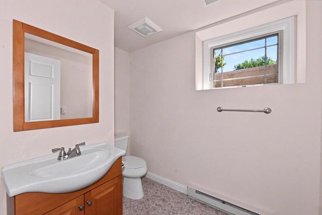124 Meehan CIRCLE, West Bend, WI 53095