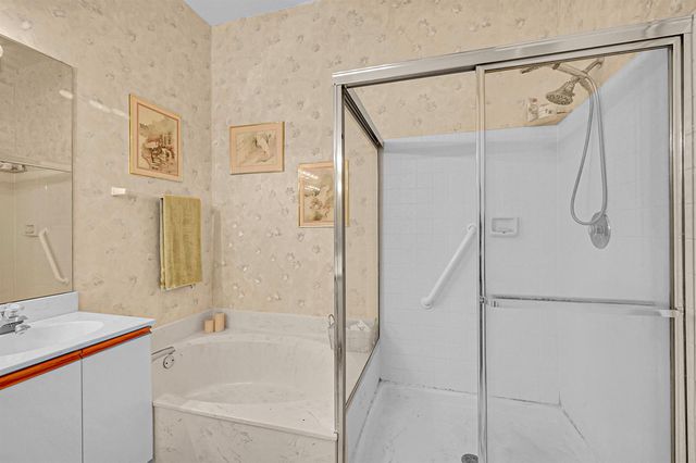 5379 Verona Drive H, Boynton Beach, FL 33437